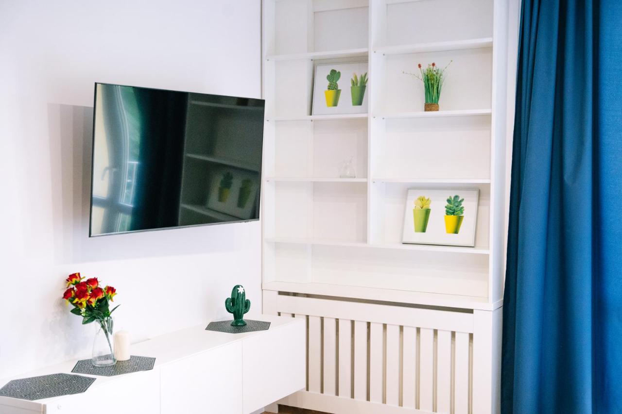 Warsaw Studio Apartment - City View, Parks Nearby By Rentujemy エクステリア 写真
